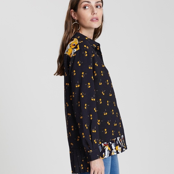 French Connection Aventine Light Pleated Shirt. Size Medium - Picture 10 of 15